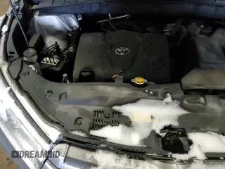 ✅ 2017 Toyota Highlander XLE • VIN: 5TDJZRFH5HS439778 • Lot: 93602785. Wystawiony na Copart z przebiegiem 63 126 mil. Bezpłatny archiwum sprzedaży aukcyjnych z USA i szczegółowy raport historii pojazdu na DreamBid. Zdjęcie 14.