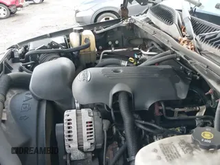 ✅ 2005 GMC Sierra 2500HD SLT • VIN: 1GTHK23U75F866001 • Lot: 43580716. Listed on IAAI with 262,646 mi. Free auction sales archive from the USA and detailed vehicle history report at DreamBid. Image 19.