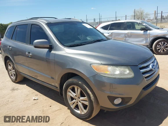 ✅ 2012 Hyundai Santa Fe SE • VIN: 5XYZH4AG4CG142241 • Lot: 44923464. Listed on IAAI with 178,954 mi. Free auction sales archive from the USA and detailed vehicle history report at DreamBid. Image 1.