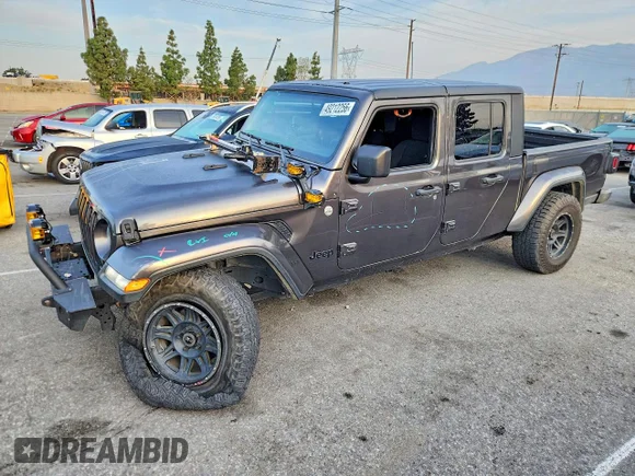 ✅ 2021 Jeep Gladiator Willys • VIN: 1C6HJTAG7ML532676 • Lot: 49212256. Wystawiony na Copart z przebiegiem 150 885 mil. Bezpłatny archiwum sprzedaży aukcyjnych z USA i szczegółowy raport historii pojazdu na DreamBid. Zdjęcie 1.