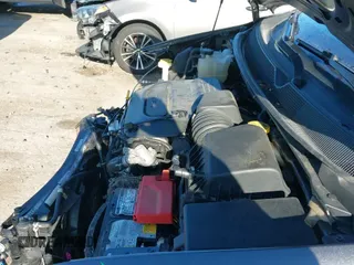 ✅ 2021 Chrysler Pacifica Touring • VIN: 2C4RC1FG6MR561436 • Lot: 43297150. Listed on IAAI with 82,675 mi. Free auction sales archive from the USA and detailed vehicle history report at DreamBid. Image 19.