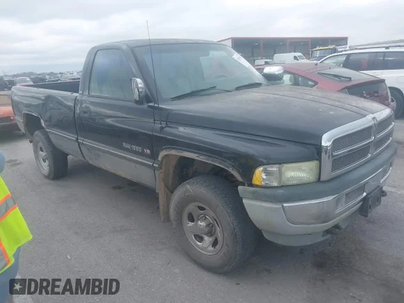 ✅ 1996 Dodge 1500 • VIN: 1B7HF16Z6TJ190527 • Lot: 43391692. Listed on IAAI with 253,034 mi. Free auction sales archive from the USA and detailed vehicle history report at DreamBid. Image 1.