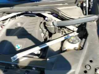 ✅ 2024 BMW X5 sDrive40i • VIN: 5UX13EU08R9S98422 • Lot: 43541445. Wystawiony na IAAI z przebiegiem 37 731 mil. Bezpłatny archiwum sprzedaży aukcyjnych z USA i szczegółowy raport historii pojazdu na DreamBid. Zdjęcie 21.