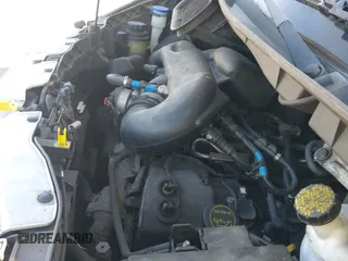 ✅ 2017 Ford Transit • VIN: 1FTYR2YMXHKA63019 • Lot: 41613283. Listed on IAAI with 182,946 mi. Free auction sales archive from the USA and detailed vehicle history report at DreamBid. Image 18.