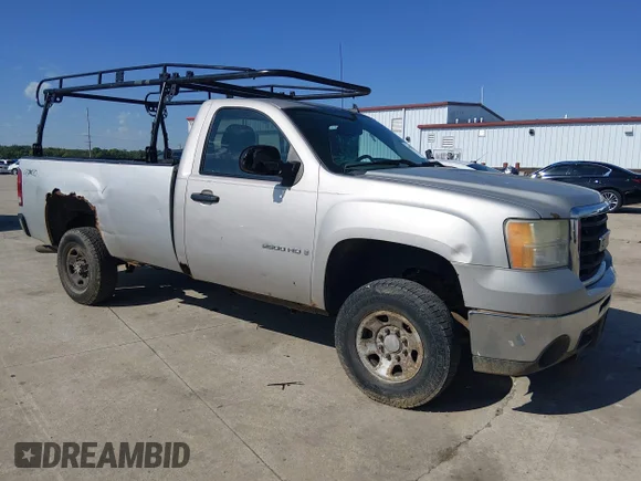✅ 2009 GMC Sierra 2500HD Work Truck • VIN: 1GTHK44K29F165297 • Лот: 45397037. Опубликован ранее на IAAI с пробегом 152 049 миль. Бесплатный доступ к архиву аукционных продаж из США и подробный отчёт об истории автомобиля на DreamBid. Изображение 1.