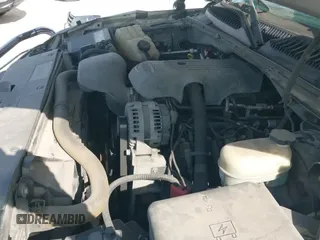 ✅ 2006 Chevrolet Silverado 1500 LT1 • VIN: 2GCEC13T661216697 • Lot: 43369569. Wystawiony na IAAI z przebiegiem 158 682 mil. Bezpłatny archiwum sprzedaży aukcyjnych z USA i szczegółowy raport historii pojazdu na DreamBid. Zdjęcie 20.