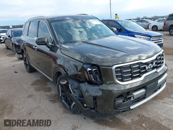 ✅ 2023 Kia Telluride S • VIN: 5XYP6DGC5PG382910 • Лот: 41882426. Опубліковано раніше на IAAI з пробігом 26 170 миль. Безкоштовний доступ до архіву аукціонних продажів зі США та докладний звіт про історію автомобіля на DreamBid. Зображення 1.