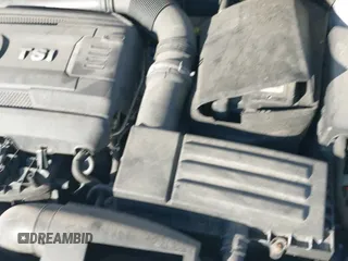 ✅ 2015 Volkswagen Passat S • VIN: 1VWAT7A3XFC008396 • Lot: 43541479. Wystawiony na IAAI z przebiegiem 136 617 mil. Bezpłatny archiwum sprzedaży aukcyjnych z USA i szczegółowy raport historii pojazdu na DreamBid. Zdjęcie 19.