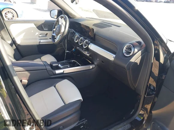 ✅ 2023 Mercedes-Benz GLB 250 • VIN: W1N4M4HB2PW266946 • Лот: 44704525. Опубліковано раніше на IAAI з пробігом 53 255 миль. Безкоштовний доступ до архіву аукціонних продажів зі США та докладний звіт про історію автомобіля на DreamBid. Зображення 5.