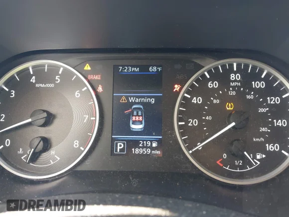 ✅ 2025 Nissan Sentra S • VIN: 3N1AB8BV9SY399606 • Lot: 45016232. Wystawiony na IAAI z przebiegiem 18 959 mil. Bezpłatny archiwum sprzedaży aukcyjnych z USA i szczegółowy raport historii pojazdu na DreamBid. Zdjęcie 7.