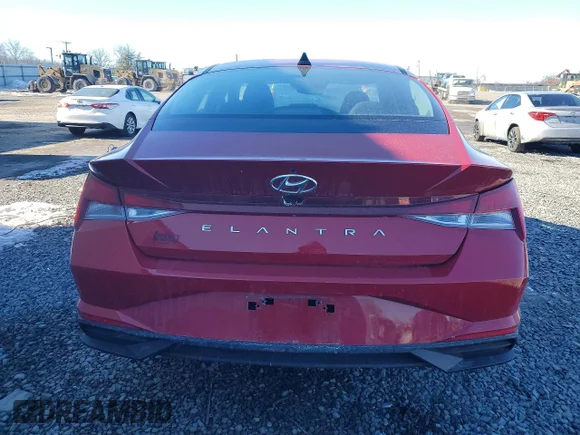 ✅ 2022 Hyundai Elantra SEL • VIN: KMHLM4AG6NU353360 • Lot: 76336605. Wystawiony na Copart z przebiegiem 47 199 mil. Bezpłatny archiwum sprzedaży aukcyjnych z USA i szczegółowy raport historii pojazdu na DreamBid. Zdjęcie 6.