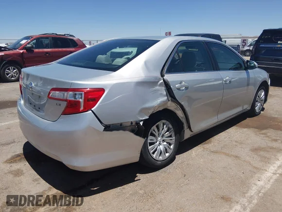 ✅ 2012 Toyota Camry LE • VIN: 4T4BF1FK7CR247049 • Lot: 45139515. Wystawiony na IAAI z przebiegiem 186 183 mil. Bezpłatny archiwum sprzedaży aukcyjnych z USA i szczegółowy raport historii pojazdu na DreamBid. Zdjęcie 4.