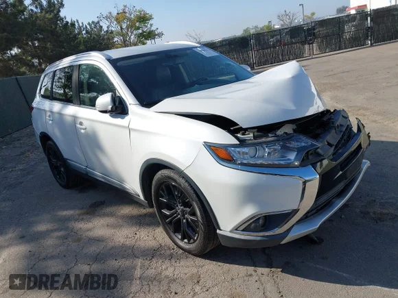 ✅ 2017 Mitsubishi Outlander SE • VIN: JA4AD3A39HZ068026 • Лот: 44680042. Опубликован ранее на IAAI с пробегом 128 653 миль. Бесплатный доступ к архиву аукционных продаж из США и подробный отчёт об истории автомобиля на DreamBid. Изображение 1.