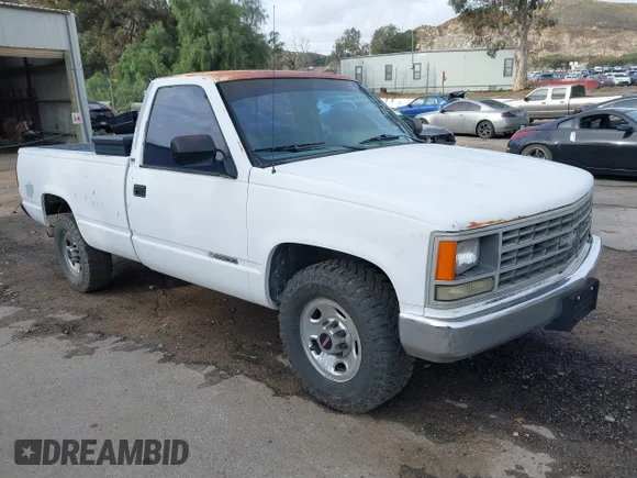 ✅ 1990 Chevrolet Silverado 2500 • VIN: 1GCGC24K9LE121839 • Lot: 44375488. Listed on IAAI with 292,406 mi. Free auction sales archive from the USA and detailed vehicle history report at DreamBid. Image 1.