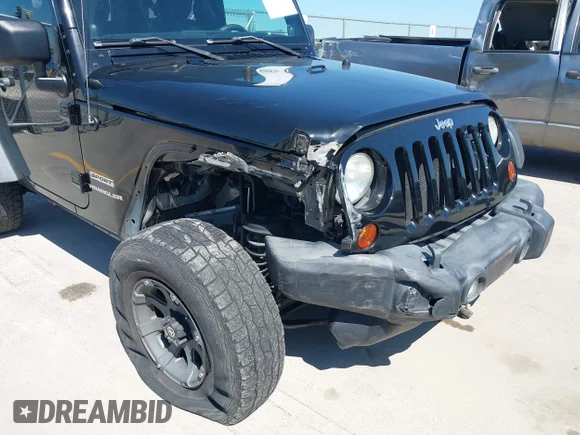 ✅ 2012 Jeep Wrangler Sport • VIN: 1C4AJWAG0CL270137 • Лот: 45098187. Опубликован ранее на IAAI с пробегом 81 801 миль. Бесплатный доступ к архиву аукционных продаж из США и подробный отчёт об истории автомобиля на DreamBid. Изображение 6.