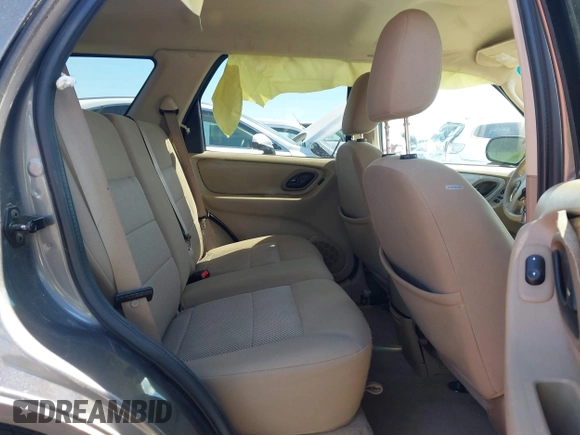 ✅ 2005 Ford Escape XLT • VIN: 1FMCU93145KD50913 • Лот: 45119345. Опубліковано раніше на IAAI з пробігом 217 912 миль. Безкоштовний доступ до архіву аукціонних продажів зі США та докладний звіт про історію автомобіля на DreamBid. Зображення 8.