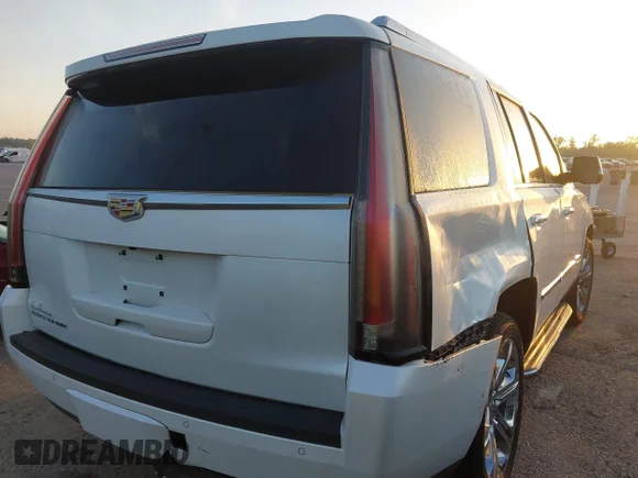 ✅ 2016 Cadillac Escalade Luxury Collection • VIN: 1GYS3BKJXGR337602 • Лот: 42993760. Опубликован ранее на IAAI с пробегом 137 285 миль. Бесплатный доступ к архиву аукционных продаж из США и подробный отчёт об истории автомобиля на DreamBid. Изображение 4.