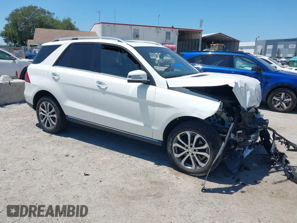 ✅ 2017 Mercedes-Benz GLE 350 • VIN: 4JGDA5JB6HA899296 • Лот: 44882619. Опубликован ранее на IAAI с пробегом 22 261 миль. Бесплатный доступ к архиву аукционных продаж из США и подробный отчёт об истории автомобиля на DreamBid. Изображение 1.