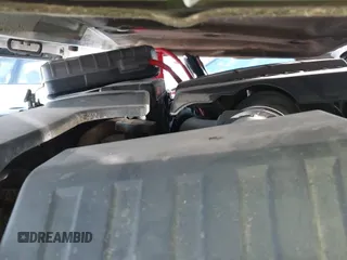 ✅ 2008 Lincoln Navigator • VIN: 5LMFU28598LJ20036 • Lot: 42530286. Wystawiony na IAAI z przebiegiem 240 871 mil. Bezpłatny archiwum sprzedaży aukcyjnych z USA i szczegółowy raport historii pojazdu na DreamBid. Zdjęcie 12.