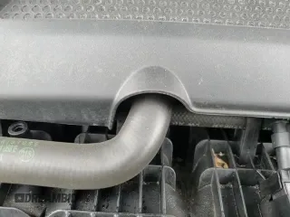 ✅ 2019 Volkswagen Jetta S • VIN: 3VW6T7BU4KM172989 • Lot: 90877355. Wystawiony na Copart z przebiegiem 110 867 mil. Bezpłatny archiwum sprzedaży aukcyjnych z USA i szczegółowy raport historii pojazdu na DreamBid. Zdjęcie 13.