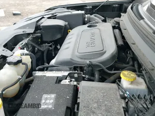 ✅ 2019 Jeep Cherokee Altitude • VIN: 1C4PJMLB2KD472731 • Lot: 41627887. Wystawiony na IAAI z przebiegiem 59 810 mil. Bezpłatny archiwum sprzedaży aukcyjnych z USA i szczegółowy raport historii pojazdu na DreamBid. Zdjęcie 19.