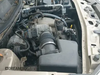 ✅ 2005 Chevrolet Equinox LS • VIN: 2CNDL13F456170564 • Лот: 41559640. Опубликован ранее на IAAI с пробегом 308 340 миль. Бесплатный доступ к архиву аукционных продаж из США и подробный отчёт об истории автомобиля на DreamBid. Изображение 13.