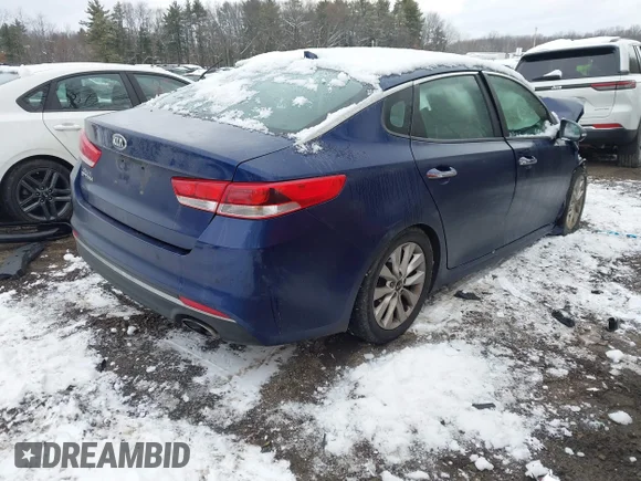 ✅ 2018 Kia Optima LX • VIN: 5XXGT4L38JG272816 • Lot: 43825654. Wystawiony na IAAI z przebiegiem 104 756 mil. Bezpłatny archiwum sprzedaży aukcyjnych z USA i szczegółowy raport historii pojazdu na DreamBid. Zdjęcie 4.
