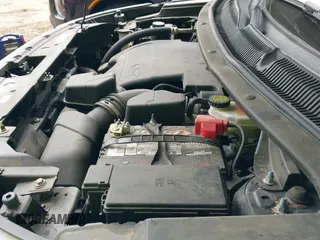 ✅ 2017 Ford Explorer XLT • VIN: 1FM5K8D85HGA97712 • Lot: 42386788. Wystawiony na IAAI z przebiegiem 152 537 mil. Bezpłatny archiwum sprzedaży aukcyjnych z USA i szczegółowy raport historii pojazdu na DreamBid. Zdjęcie 19.