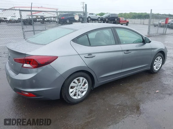 ✅ 2019 Hyundai Elantra SE • VIN: 5NPD74LF4KH450227 • Lot: 45025340. Wystawiony na IAAI z przebiegiem 51 306 mil. Bezpłatny archiwum sprzedaży aukcyjnych z USA i szczegółowy raport historii pojazdu na DreamBid. Zdjęcie 4.
