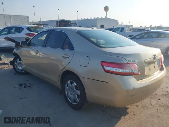 ✅ 2011 Toyota Camry XLE • VIN: 4T1BF3EK2BU605194 • Lot: 43197166. Wystawiony na IAAI z przebiegiem Nie podano. Bezpłatny archiwum sprzedaży aukcyjnych z USA i szczegółowy raport historii pojazdu na DreamBid. Zdjęcie 3.