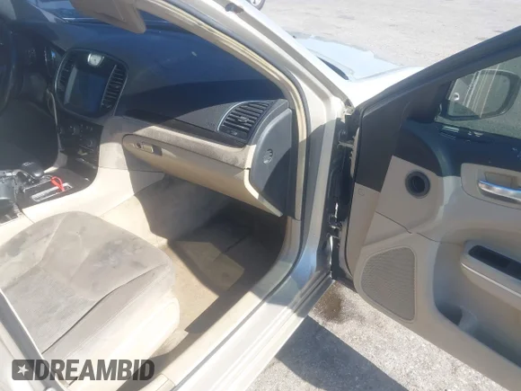 ✅ 2012 Chrysler 300 • VIN: 2C3CCAAG1CH289111 • Лот: 45140861. Опубліковано раніше на IAAI з пробігом 203 095 миль. Безкоштовний доступ до архіву аукціонних продажів зі США та докладний звіт про історію автомобіля на DreamBid. Зображення 5.