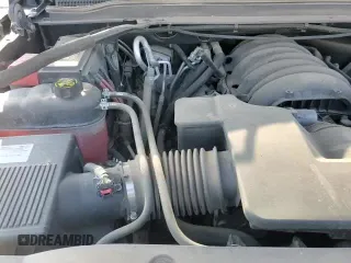 ✅ 2019 GMC Yukon XL SLT • VIN: 1GKS2GKC1KR120900 • Лот: 81607785. Опубликован ранее на Copart с пробегом 82 817 миль. Бесплатный доступ к архиву аукционных продаж из США и подробный отчёт об истории автомобиля на DreamBid. Изображение 16.