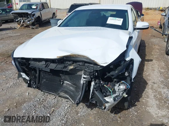 ✅ 2015 Hyundai Genesis 3.8L • VIN: KMHGN4JE6FU079849 • Лот: 39921545. Опубліковано раніше на IAAI з пробігом Не вказано. Безкоштовний доступ до архіву аукціонних продажів зі США та докладний звіт про історію автомобіля на DreamBid. Зображення 6.