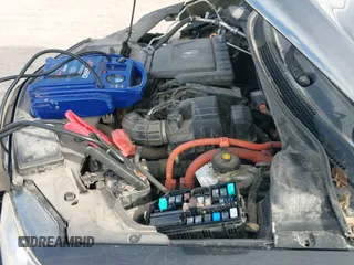 ✅ 2013 Acura ILX Hybrid Technology • VIN: 19VDE3F7XDE300823 • Lot: 41619646. Listed on IAAI with 231,501 mi. Free auction sales archive from the USA and detailed vehicle history report at DreamBid. Image 19.