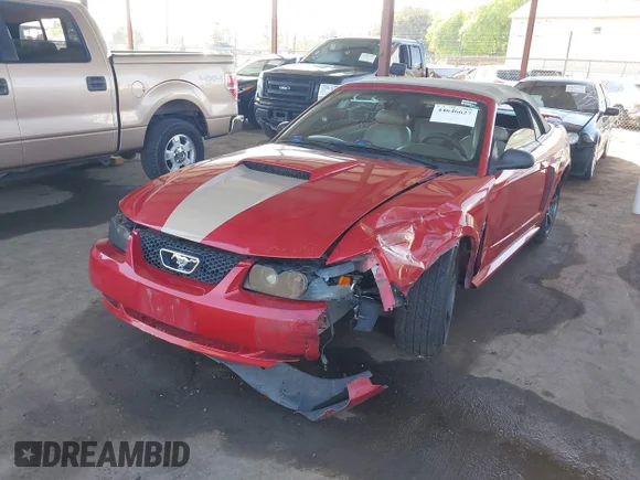 ✅ 2001 Ford Mustang GT Deluxe • VIN: 1FAFP45X51F133330 • Lot: 44646627. Wystawiony na IAAI z przebiegiem 116 332 mil. Bezpłatny archiwum sprzedaży aukcyjnych z USA i szczegółowy raport historii pojazdu na DreamBid. Zdjęcie 2.