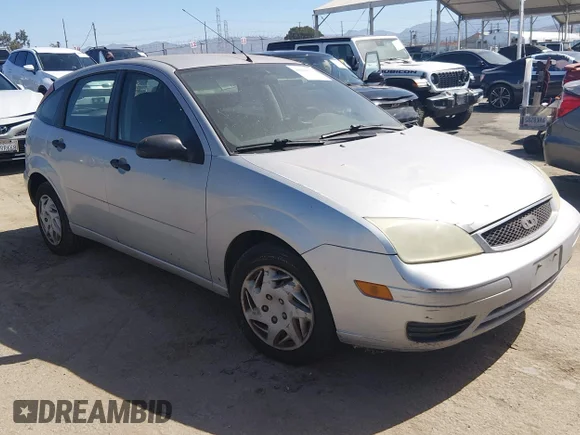 ✅ 2005 Ford Focus S • VIN: 3FAFP37N95R142854 • Lot: 44934378. Listed on IAAI with Not provided. Free auction sales archive from the USA and detailed vehicle history report at DreamBid. Image 1.