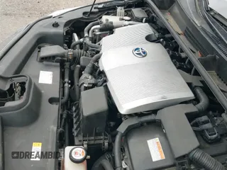 ✅ 2017 Toyota Prius Plus • VIN: JTDKARFPXH3022127 • Лот: 43057700. Опубликован ранее на IAAI с пробегом 144 363 миль. Бесплатный доступ к архиву аукционных продаж из США и подробный отчёт об истории автомобиля на DreamBid. Изображение 18.