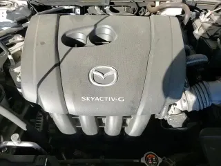 ✅ 2021 Mazda CX-30 Preferred • VIN: 3MVDMBCL5MM270639 • Lot: 92004295. Wystawiony na Copart z przebiegiem 43 056 mil. Bezpłatny archiwum sprzedaży aukcyjnych z USA i szczegółowy raport historii pojazdu na DreamBid. Zdjęcie 14.