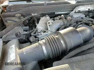 ✅ 2018 Chevrolet Silverado 3500HD LT • VIN: 1GC4KZEY1JF109841 • Лот: 81680695. Опубликован ранее на Copart с пробегом Не указан. Бесплатный доступ к архиву аукционных продаж из США и подробный отчёт об истории автомобиля на DreamBid. Изображение 14.