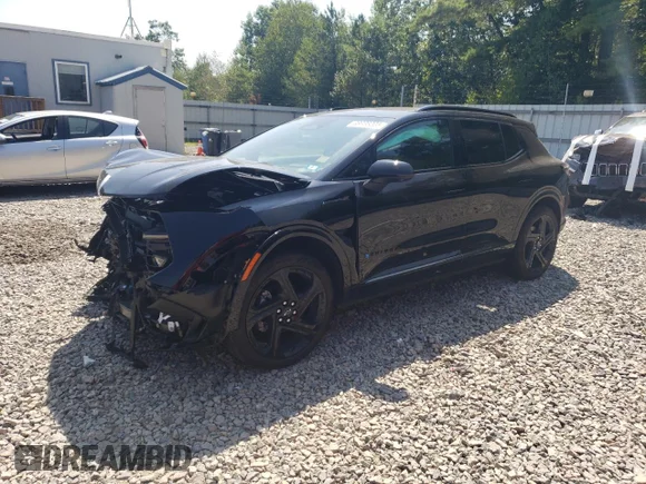 ✅ 2025 Chevrolet Equinox EV RS • VIN: 3GN7DSRP6SS117020 • Лот: 68936005. Опубліковано раніше на Copart з пробігом 5 541 миль. Безкоштовний доступ до архіву аукціонних продажів зі США та докладний звіт про історію автомобіля на DreamBid. Зображення 1.
