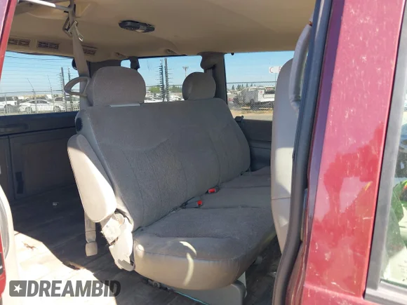 ✅ 2005 Chevrolet Astro • VIN: 1GNEL19X05B119558 • Lot: 42922159. Listed on IAAI with 154,764 mi. Free auction sales archive from the USA and detailed vehicle history report at DreamBid. Image 8.