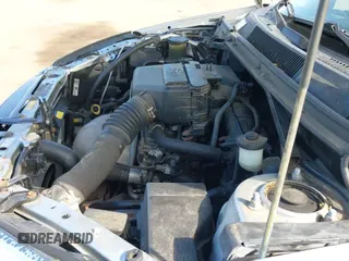 ✅ 2005 Toyota RAV4 • VIN: JTEHD20V256037873 • Lot: 43120905. Wystawiony na IAAI z przebiegiem 224 043 mil. Bezpłatny archiwum sprzedaży aukcyjnych z USA i szczegółowy raport historii pojazdu na DreamBid. Zdjęcie 12.