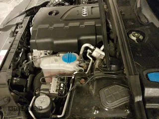 ✅ 2010 Audi A5 Premium Plus • VIN: WAULFAFR9AA052274 • Lot: 42408271. Wystawiony na IAAI z przebiegiem 132 624 mil. Bezpłatny archiwum sprzedaży aukcyjnych z USA i szczegółowy raport historii pojazdu na DreamBid. Zdjęcie 20.