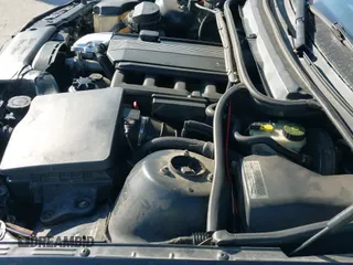 2002 BMW 3 Series 325xi с VIN WBAEU33492PH85476, выставлен на аукционе IAAI как лот 43180785 с пробегом 159 095 миль миль и . История ставок и продаж доступна на DreamBid. Изображение 21.