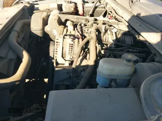 2008 Chevrolet Silverado 1500 2LT with VIN 2GCEK19J181300647, listed as a IAAI auction lot 43570076 with 252,983 mi miles and . Bid and sale history available at DreamBid. Image 19.