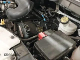 ✅ 2018 Ford Transit • VIN: 1FTYE1CM6JKB42254 • Лот: 42615585. Опубликован ранее на IAAI с пробегом 109 806 миль. Бесплатный доступ к архиву аукционных продаж из США и подробный отчёт об истории автомобиля на DreamBid. Изображение 18.