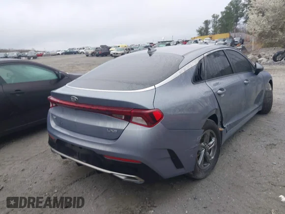 ✅ 2021 Kia K5 LXS • VIN: 5XXG14J27MG070053 • Lot: 44524901. Wystawiony na IAAI z przebiegiem 100 986 mil. Bezpłatny archiwum sprzedaży aukcyjnych z USA i szczegółowy raport historii pojazdu na DreamBid. Zdjęcie 4.