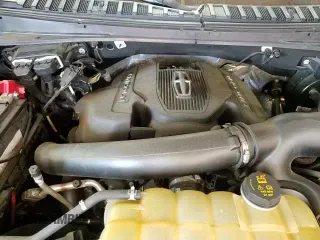 ✅ 2019 Lincoln Navigator Reserve • VIN: 5LMJJ2LT0KEL12756 • Лот: 70285015. Опубликован ранее на Copart с пробегом 106 234 миль. Бесплатный доступ к архиву аукционных продаж из США и подробный отчёт об истории автомобиля на DreamBid. Изображение 16.