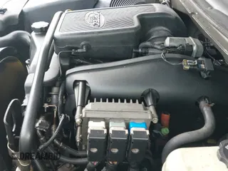 ✅ 2002 GMC Envoy SLT • VIN: 1GKDS13S822306163 • Lot: 43084493. Wystawiony na IAAI z przebiegiem 145 374 mil. Bezpłatny archiwum sprzedaży aukcyjnych z USA i szczegółowy raport historii pojazdu na DreamBid. Zdjęcie 19.