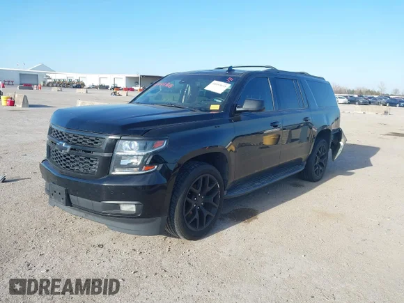 ✅ 2015 Chevrolet Suburban LT • VIN: 1GNSCJKC3FR697740 • Лот: 44493615. Опубліковано раніше на IAAI з пробігом Не вказано. Безкоштовний доступ до архіву аукціонних продажів зі США та докладний звіт про історію автомобіля на DreamBid. Зображення 2.